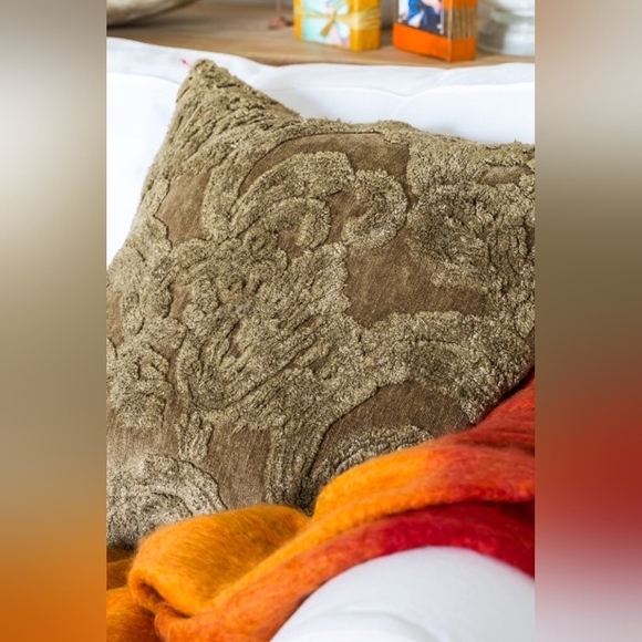 Pottery Barn Natalia Jacquard Sage Green 4 Pillow Covers - Picture 1 of 7